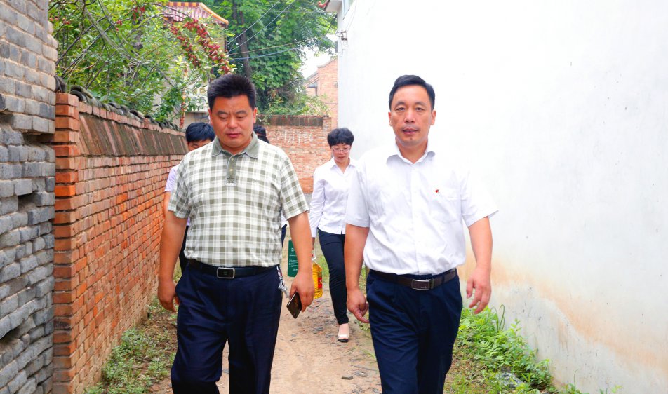 八一建軍節(jié)  共結(jié)魚水情——將真情厚誼送到義務兵家屬、烈士家屬以及退伍軍人手中